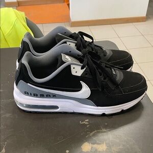 Nike Air Max Black and White Men's Sneakers
